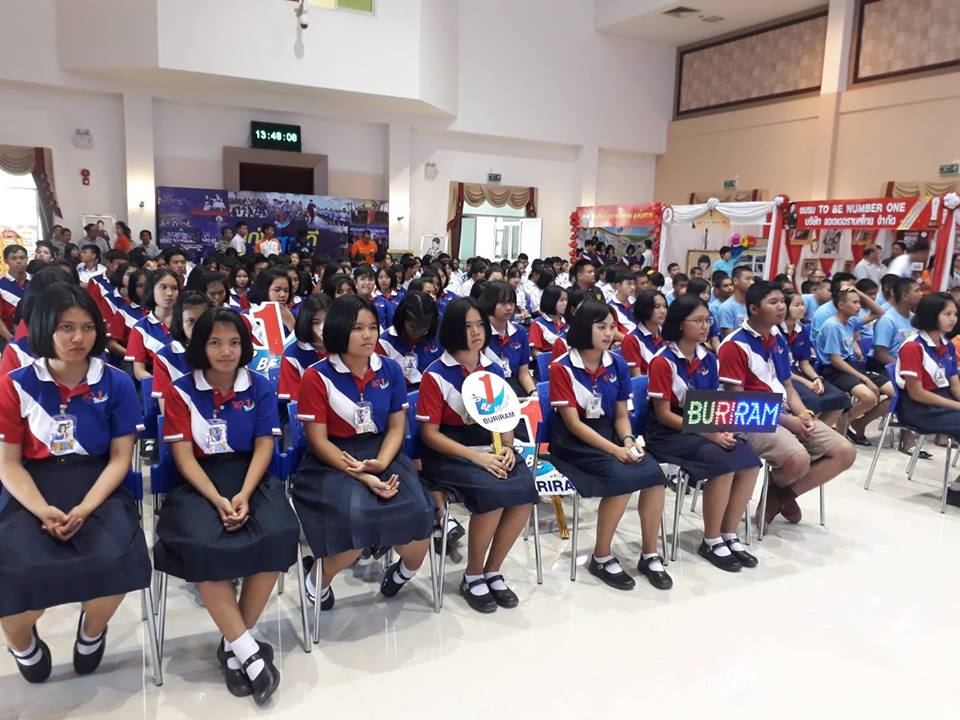 ร่วมการนำเสนอผลการดำเนินงานโครงการรณรงค์ป้องกันและแก้ไขปัญหายาเสพติด TO BE NUMBER ONE จังหวัดบุรีรัมย์