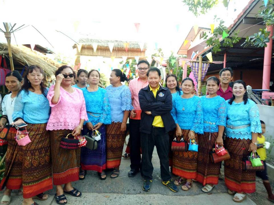 พช.บุรีรัมย์ เปิดชุมชนท่องเที่ยว OTOP นวัตวิถี เงินสะพัด นักท่องเที่ยวทะลักเข้าบุรีรัมย์