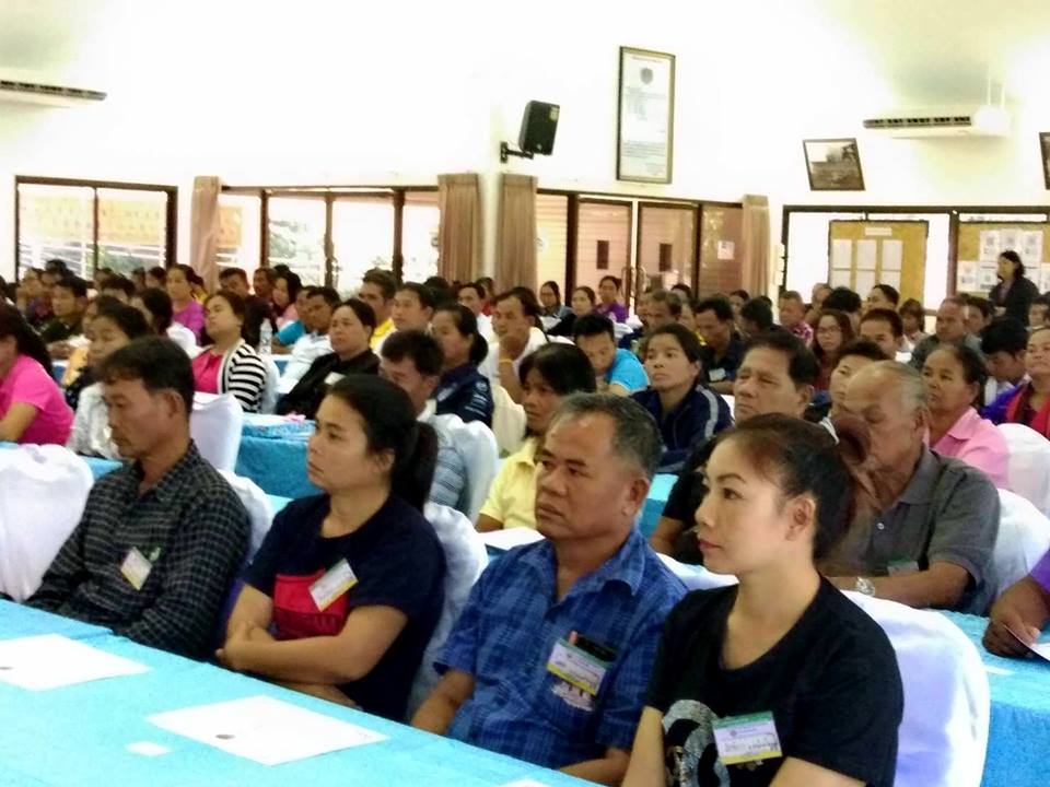 พช.บุรีรัมย์ ปิดการฝึกอบรมและมอบประกาศนียบัตรแก่ผู้ผ่านการฝึกอบรมโครงการสร้างและพัฒนาผู้นำสัมมาชีพชุมชน ประจำปีงบประมาณ 2562