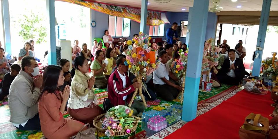 พช.บุรีรัมย์ ร่วมทำบุญทอดผ้าป่าถวายปัจจัยทะนุบำรุงพระพุทธศาสนา