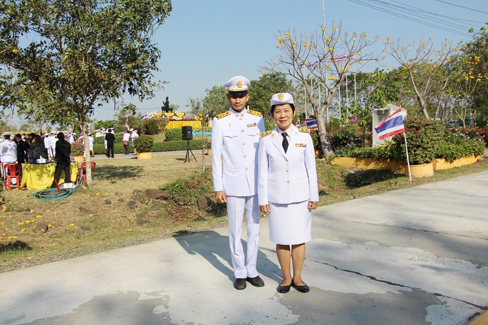พช.บุรีรัมย์ ร่วมรัฐพิธีวันพ่อขุนรามคำแหงมหาราช