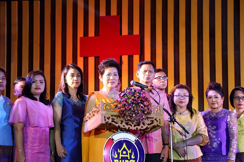 พช.บุรีรัมย์ ร่วมการแสดงแบบผ้าไหม มหัศจรรย์แห่งไหมบุรีรัมย์ 2562