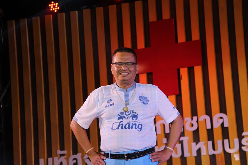 พช.บุรีรัมย์ ร่วมการแสดงแบบผ้าไหม มหัศจรรย์แห่งไหมบุรีรัมย์ 2562