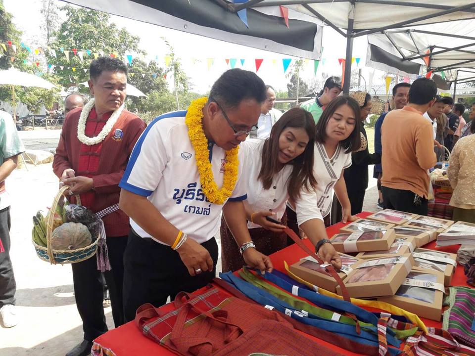 พช.บุรีรัมย์  เปิดหมู่บ้าน ชุมชนท่องเที่ยว OTOP นวัตวิถีบ้านป่าชัน
