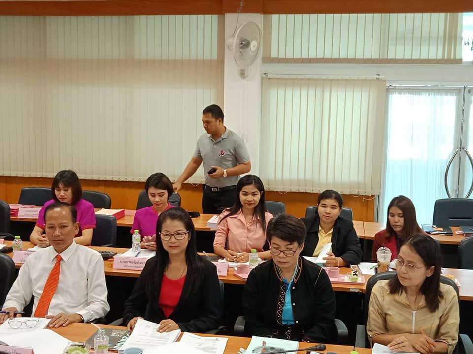 พช.บุุรีรัมย์ ร่วมประชุมคณะอนุกรรมการบริหารกองทุนพัฒนาบทบาทสตรีระดับจังหวัด จังหวัดบุรีรัมย์ ครั้งที่ 3/2562