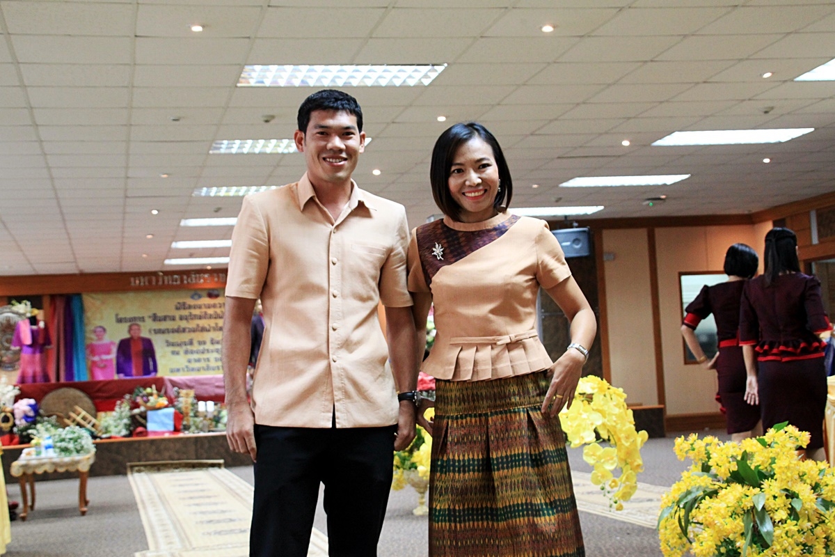สืบสานอนุรักษ์ศิลป์ ผ้าถิ่นไทย ดำรงค์ไว้ในแผ่นดิน(สวมใส่ผ้าไทย ผ้าไหมบุรีรัมย์)