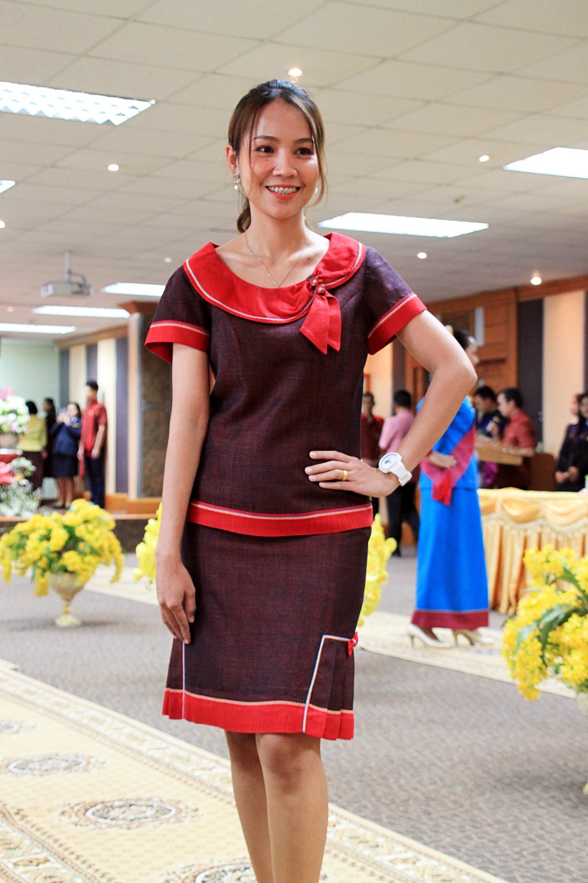 สืบสานอนุรักษ์ศิลป์ ผ้าถิ่นไทย ดำรงค์ไว้ในแผ่นดิน(สวมใส่ผ้าไทย ผ้าไหมบุรีรัมย์)
