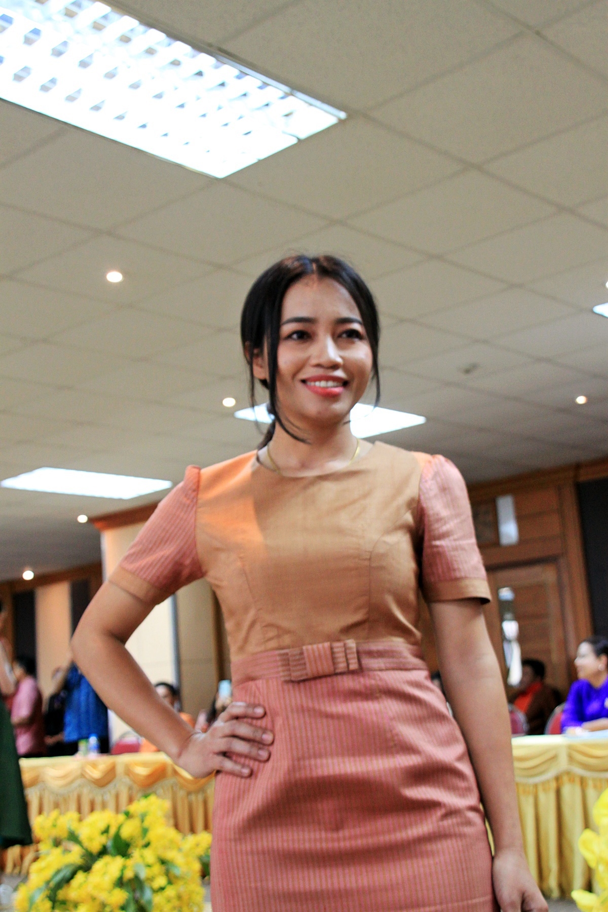 สืบสานอนุรักษ์ศิลป์ ผ้าถิ่นไทย ดำรงค์ไว้ในแผ่นดิน(สวมใส่ผ้าไทย ผ้าไหมบุรีรัมย์)