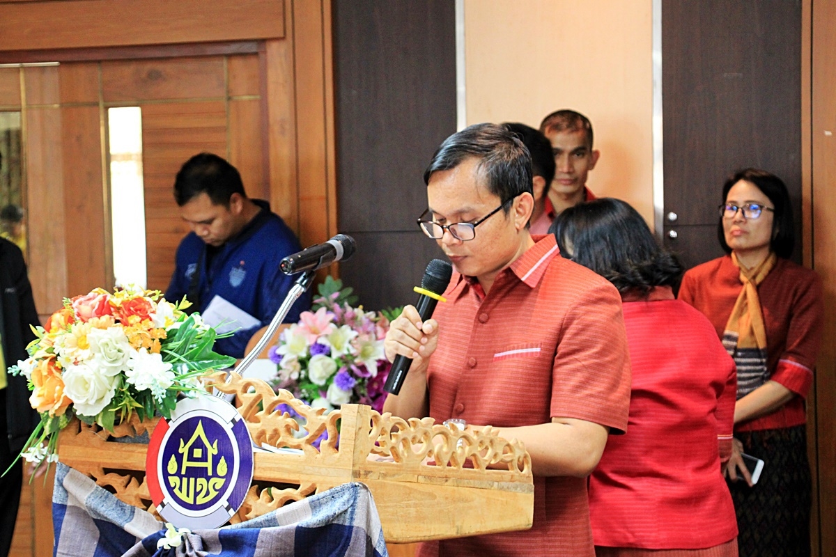 สืบสานอนุรักษ์ศิลป์ ผ้าถิ่นไทย ดำรงค์ไว้ในแผ่นดิน(สวมใส่ผ้าไทย ผ้าไหมบุรีรัมย์)