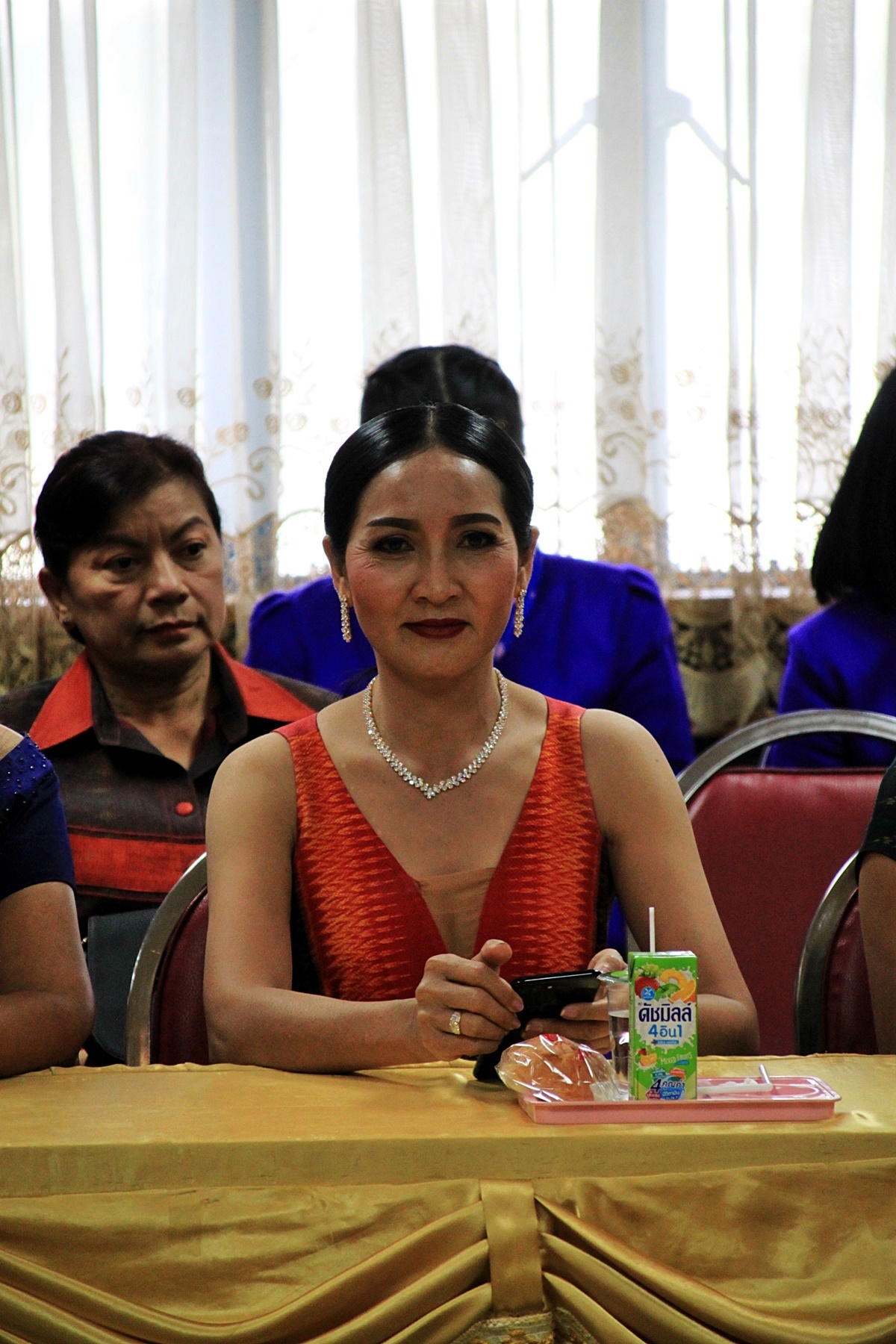 สืบสานอนุรักษ์ศิลป์ ผ้าถิ่นไทย ดำรงค์ไว้ในแผ่นดิน(สวมใส่ผ้าไทย ผ้าไหมบุรีรัมย์)