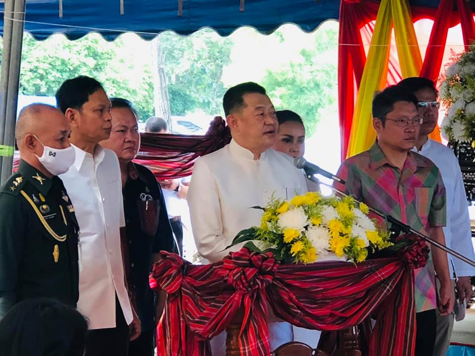 พช.บุรีรัมย์ ร่วมพิธีบวงสรวงกวนข้าวทิพย์