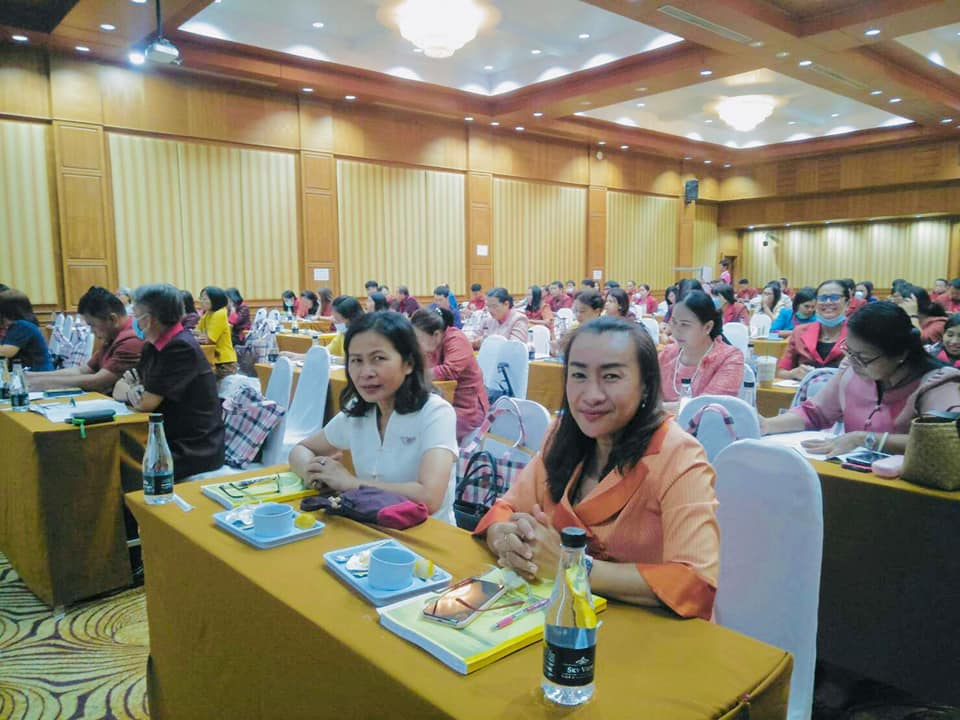 พช.บุรีรัมย์ ประชุมเชิงปฏิบัติการเพิ่มประสิทธิภาพการปฏิบัติงานเจ้าหน้าที่พัฒนาชุมชน