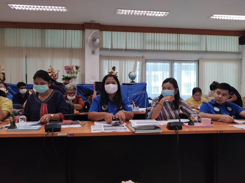 พช.บุรีรัมย์ ประชุมชี้แจงการจัดทำแบบรายงานและแผนการพัฒนาชุมชนท่องเที่ยว OTOP นวัตวิถี
