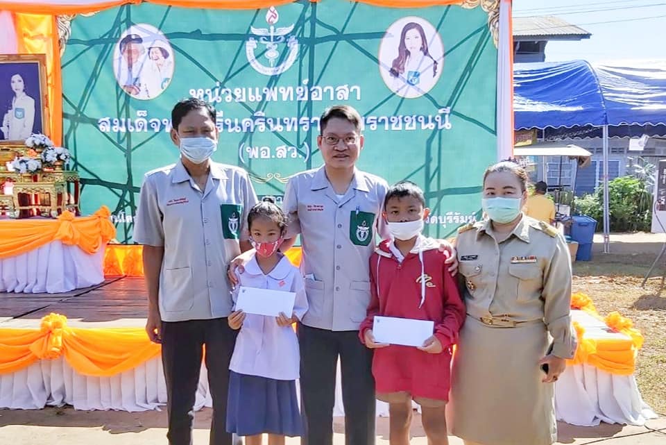 พช.บุรีรัมย์ ร่วมออกหน่วยแพทย์อาสาสมเด็จพระศรีนครินทราบรมราชชนนี (หน่วยแพทย์เคลื่อนที่ พอ.สว.)