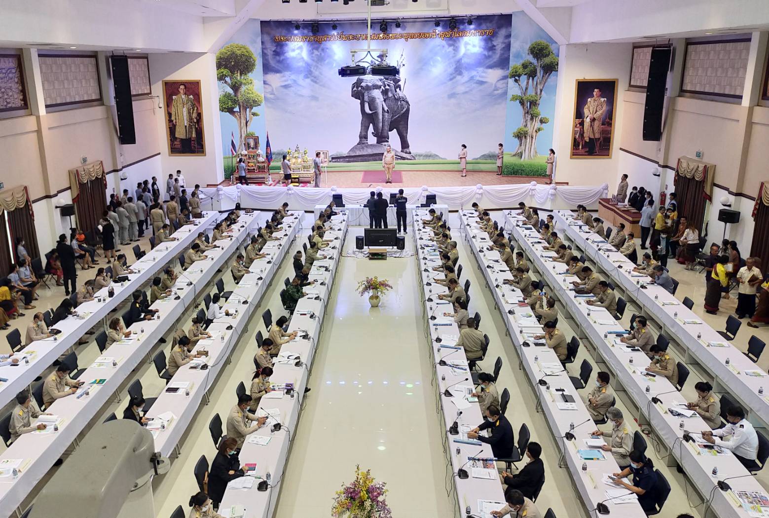 พัฒนาการจังหวัดบุรีรัมย์ ร่วมประชุมหัวหน้าส่วนราชการจังหวัดบุรีรัมย์ครั้งที่ 10 / 2563