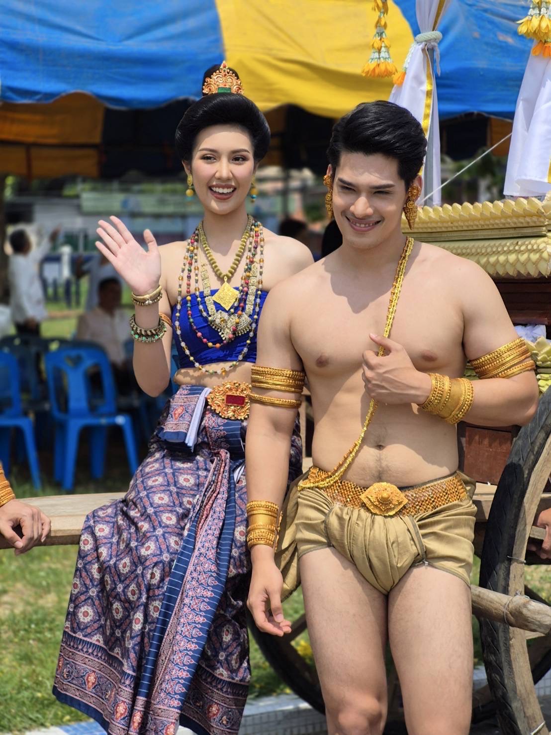 🔆พจ.บุรีรัมย์ 🔆ร่วมเชิญพระพุทธสุวรรณรังษี ( พระเจ้าทองล้น )ประดิษฐานบนรถ เพื่อนำไปตั้งขบวน ออกให้ประชาชนสรงน้ำ