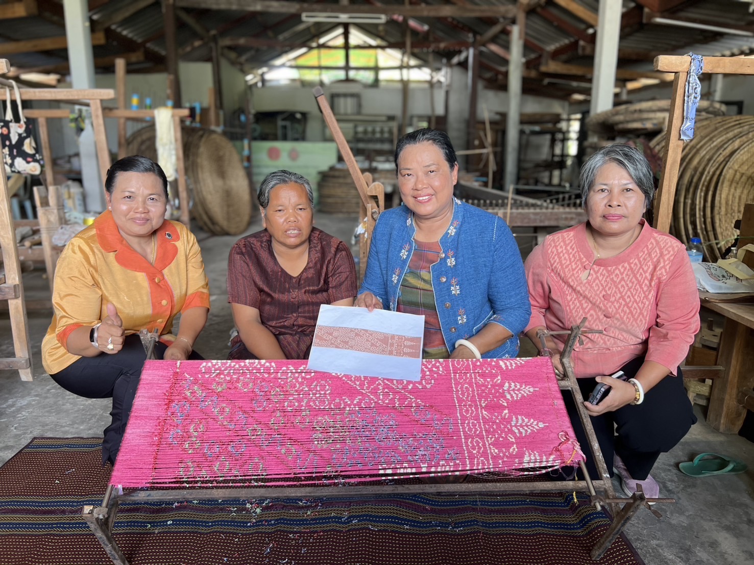 🔆พช.บุรีรัมย์🔆 ผู้ตรวจราชการกรมการพัฒนาชุมชน ตรวจติดตามการดำเนินงานตามยุทธศาสตร์กรมการพัฒนาชุมชน พื้นที่อำเภอกระสัง จังหวัดบุรีรัมย์