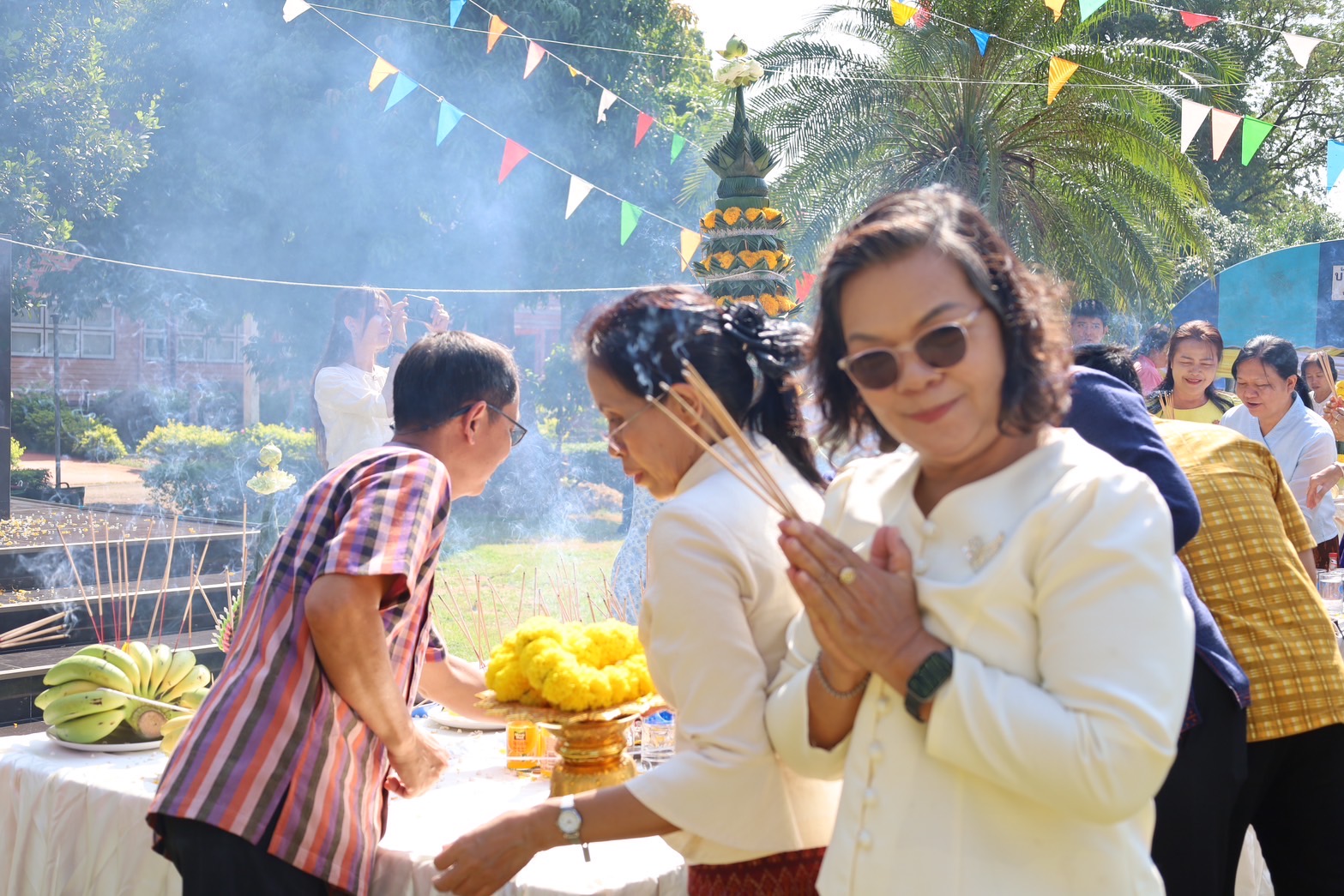 🔆พช.บุรีรัมย์🔆ร่วมพิธี ทำบุญฉลองสมโภชพระพุทธพัฒนปชานาถ ศูนย์ศึกษาและพัฒนาชุมชนนครราชสีมา