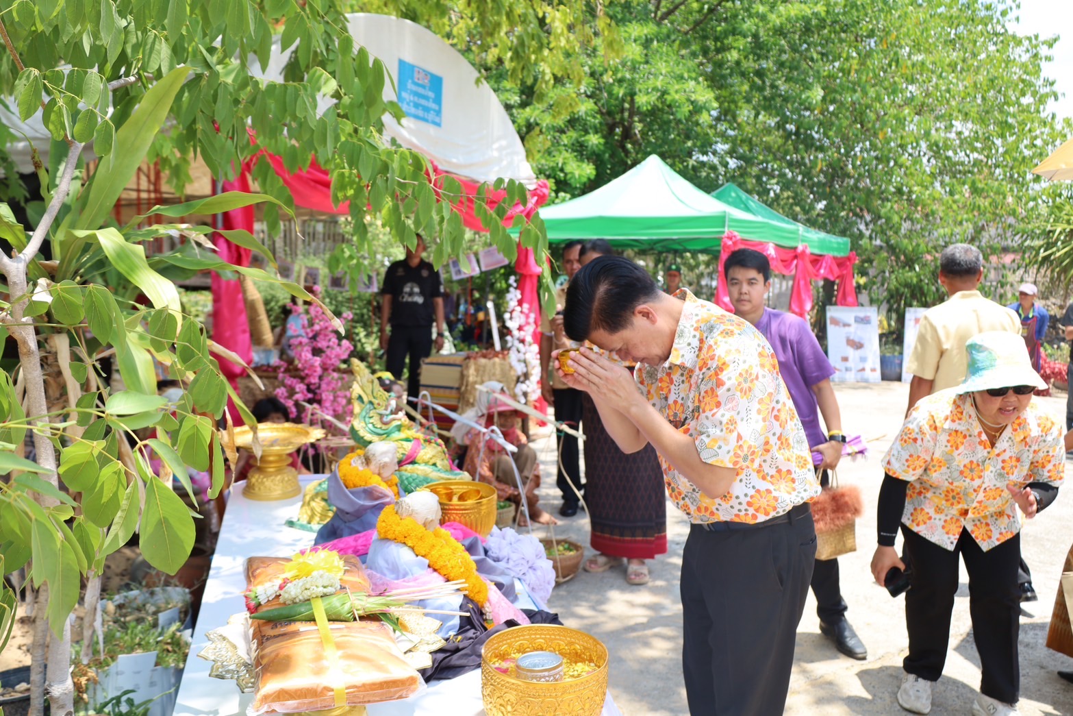 🔆พจ.บุรีรัมย์🔆ร่วมเป็นเกียรติในพิธีเปิดโครงการจัดงานประเพณีวัฒนธรรมท้องถิ่น งานแห่ตาปูบ้านแสลงโทน