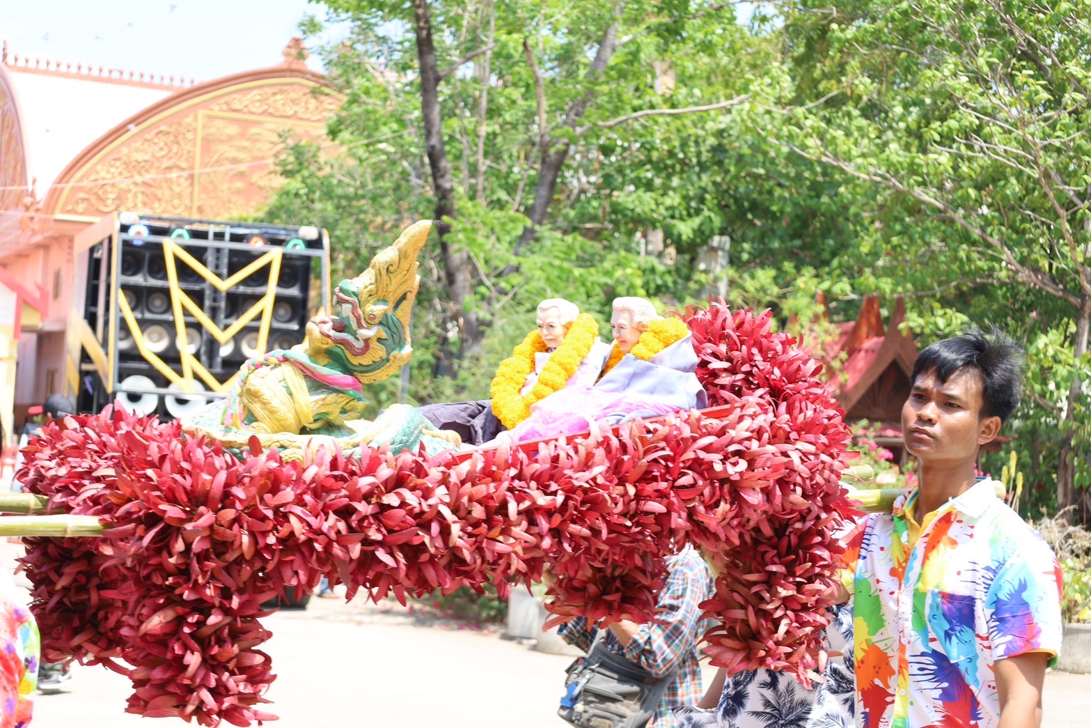 🔆พจ.บุรีรัมย์🔆ร่วมเป็นเกียรติในพิธีเปิดโครงการจัดงานประเพณีวัฒนธรรมท้องถิ่น งานแห่ตาปูบ้านแสลงโทน