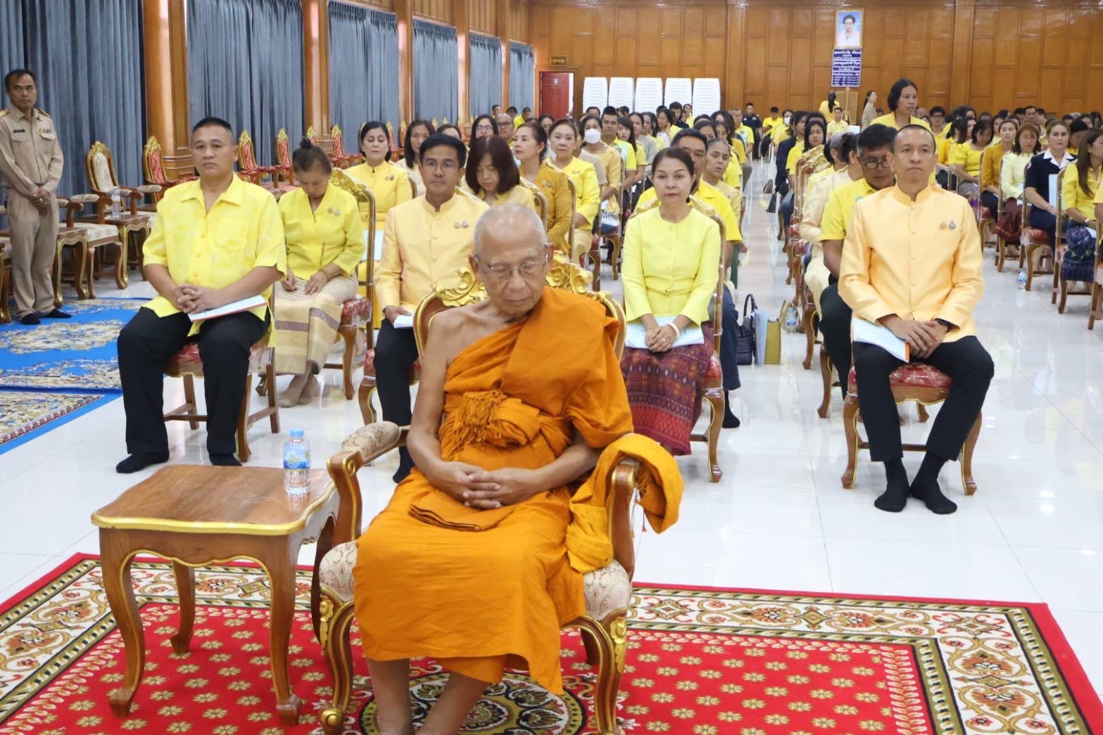 🔆พช.บุรีรัมย์🔆 ร่วมพิธีเจริญพระพุทธมนต์เฉลิมพระเกียรติถวายพระพรชัยมงคลแด่ พระบาทสมเด็จพระเจ้าอยู่หัว และพระบรมวงศานุวงศ์ ประจําปีพุทธศักราช ๒๕๖๘