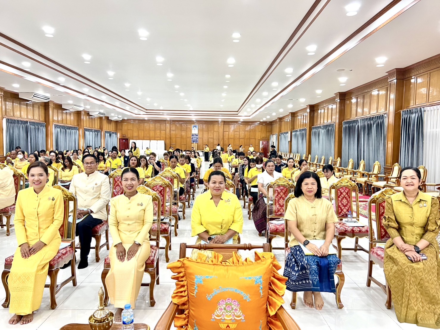 🔆พช.บุรีรัมย์🔆 ร่วมพิธีเจริญพระพุทธมนต์เฉลิมพระเกียรติถวายพระพรชัยมงคลแด่ พระบาทสมเด็จพระเจ้าอยู่หัว และพระบรมวงศานุวงศ์ ประจําปีพุทธศักราช ๒๕๖๘
