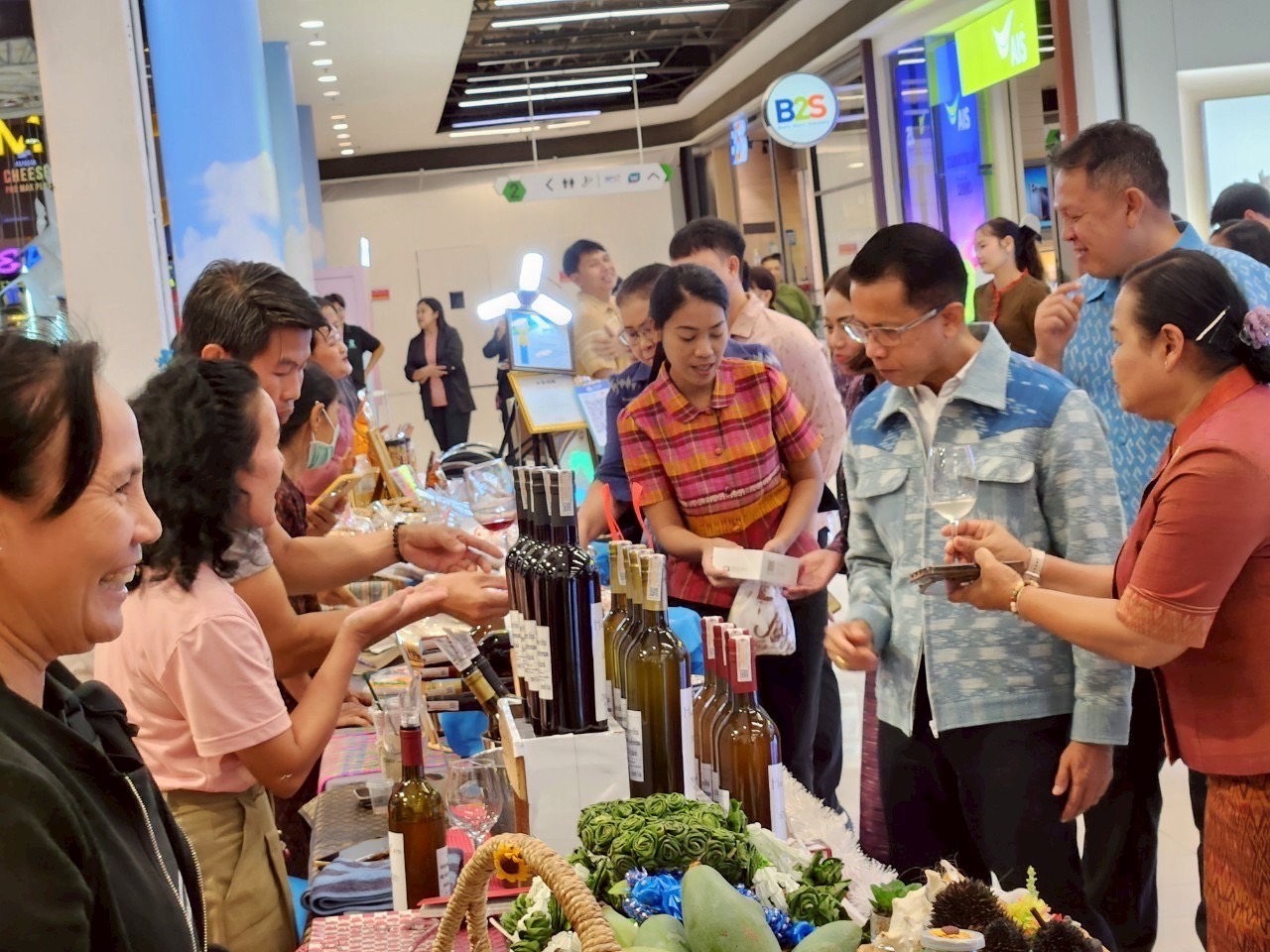 🔆พช.บุรีรัมย์🔆 จัดกิจกรรมทดสอบตลาดตามโครงการส่งเสริมกระบวนการเครือข่ายองค์ความรู้ (Knowledge – Based OTOP : KBO)