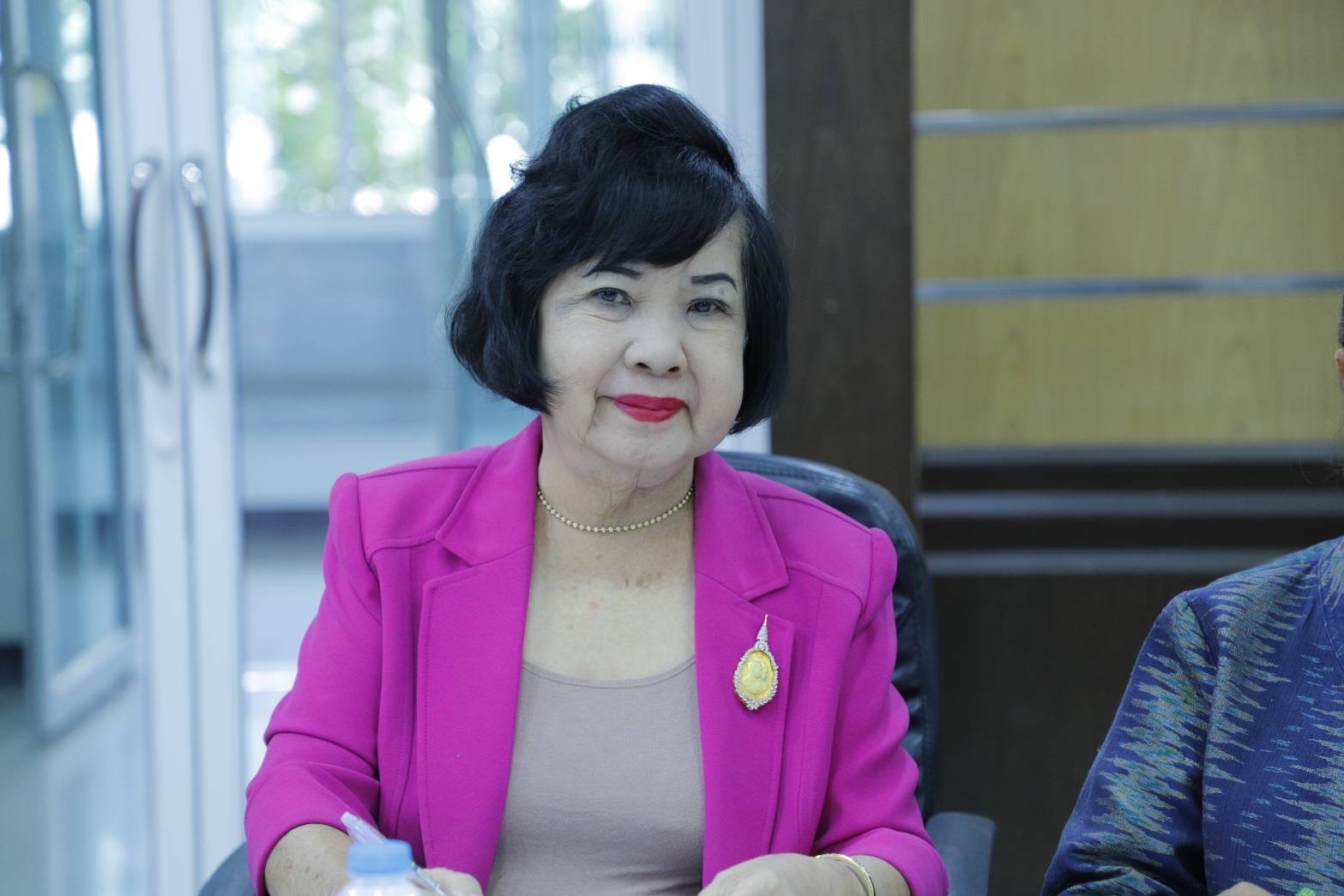🔆พช.บุรีรัมย์🔆 ร่วมประชุมคณะกรรมการคัดเลือกแม่ดีเด่นแห่งชาติและสตรีไทยดีเด่นจังหวัดบุรีรัมย์ประจำปี 2568