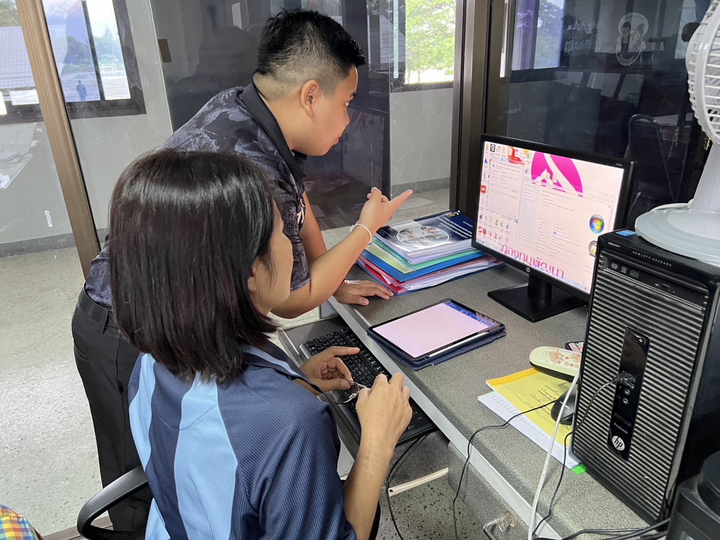 🔆พช.บุรีรัมย์🔆ลงพื้นที่ สนับสนุนการลงโปรแกรม antivirus 2568 ให้แก่เจ้าที่พัฒนาชุมชนที่รับงานสารสนเทศอำเภอ อำเภอแคนดง พุทไธสง และบ้านใหม่ไชยพจน์