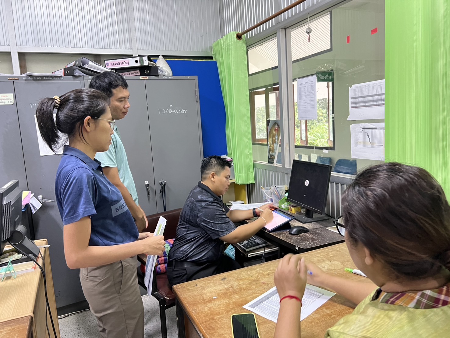🔆พช.บุรีรัมย์🔆ลงพื้นที่ สนับสนุนการลงโปรแกรม antivirus 2568 ให้แก่เจ้าที่พัฒนาชุมชนที่รับงานสารสนเทศอำเภอ อำเภอแคนดง พุทไธสง และบ้านใหม่ไชยพจน์