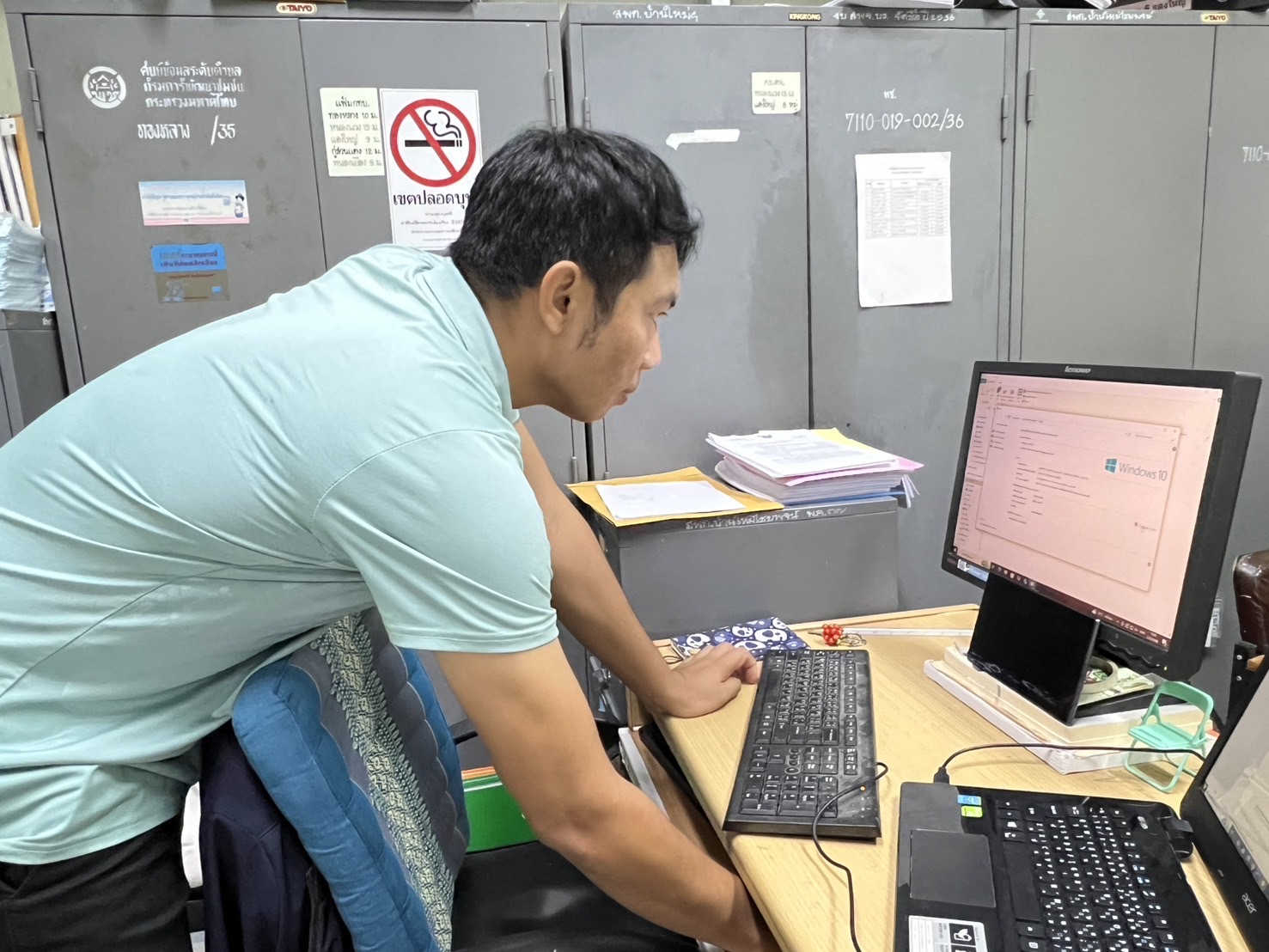 🔆พช.บุรีรัมย์🔆ลงพื้นที่ สนับสนุนการลงโปรแกรม antivirus 2568 ให้แก่เจ้าที่พัฒนาชุมชนที่รับงานสารสนเทศอำเภอ อำเภอแคนดง พุทไธสง และบ้านใหม่ไชยพจน์