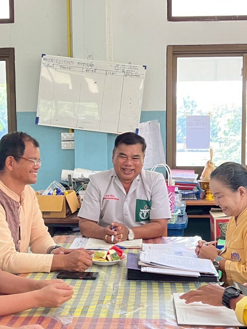 🔆พช.บุรีรัมย์ 🔆 ลงพื้นที่ติดตาม และสนับสนุนการดำเนินกิจกรรม/โครงการ ตามยุทศาสตร์กรมการพัฒนาชุมชน ประจำปีงบประมาณ พ.ศ. 2568 และการขับเคลื่อนงานกองทุนพัฒนาบทบาทสตรี อำเภอพลับพลาชัย จังหวัดบุรีรัมย์