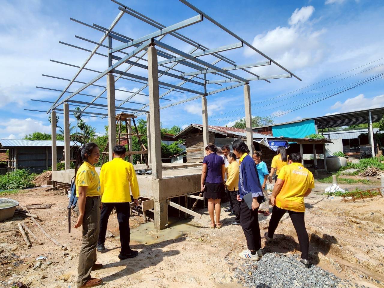 🔆พช.บุรีรัมย์ 🔆 ลงพื้นที่ติดตาม และสนับสนุนการดำเนินกิจกรรม/โครงการ ตามยุทศาสตร์กรมการพัฒนาชุมชน ประจำปีงบประมาณ พ.ศ. 2568 และการขับเคลื่อนงานกองทุนพัฒนาบทบาทสตรี อำเภอพลับพลาชัย จังหวัดบุรีรัมย์