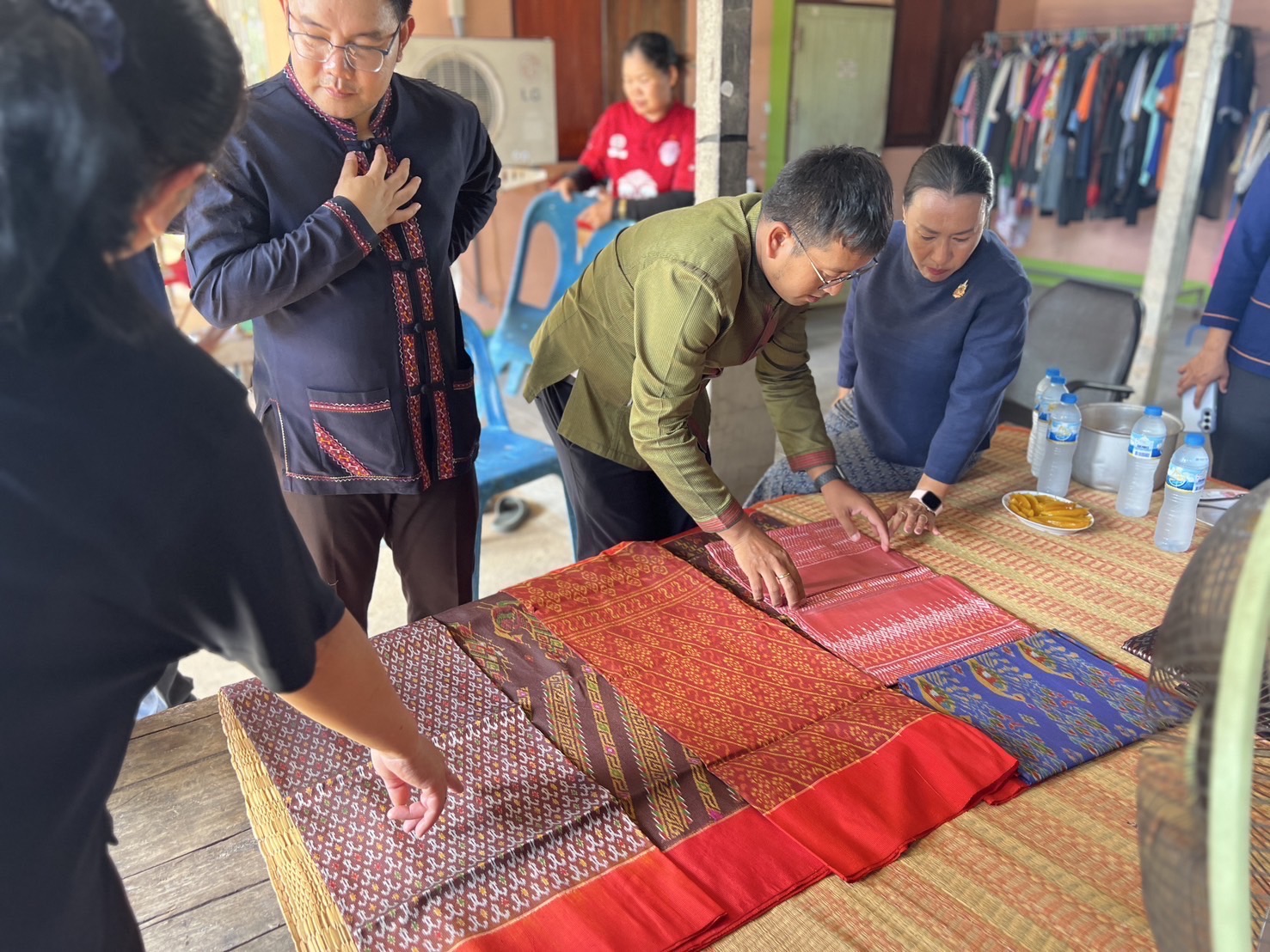 🔆พช.บุรีรัมย์🔆 การสนับสนุนการขับเคลื่อน “ผ้าไทยใส่ให้สนุก” จังหวัดบุรีรัมย์ พื้นที่อำเภอนาโพธิ์