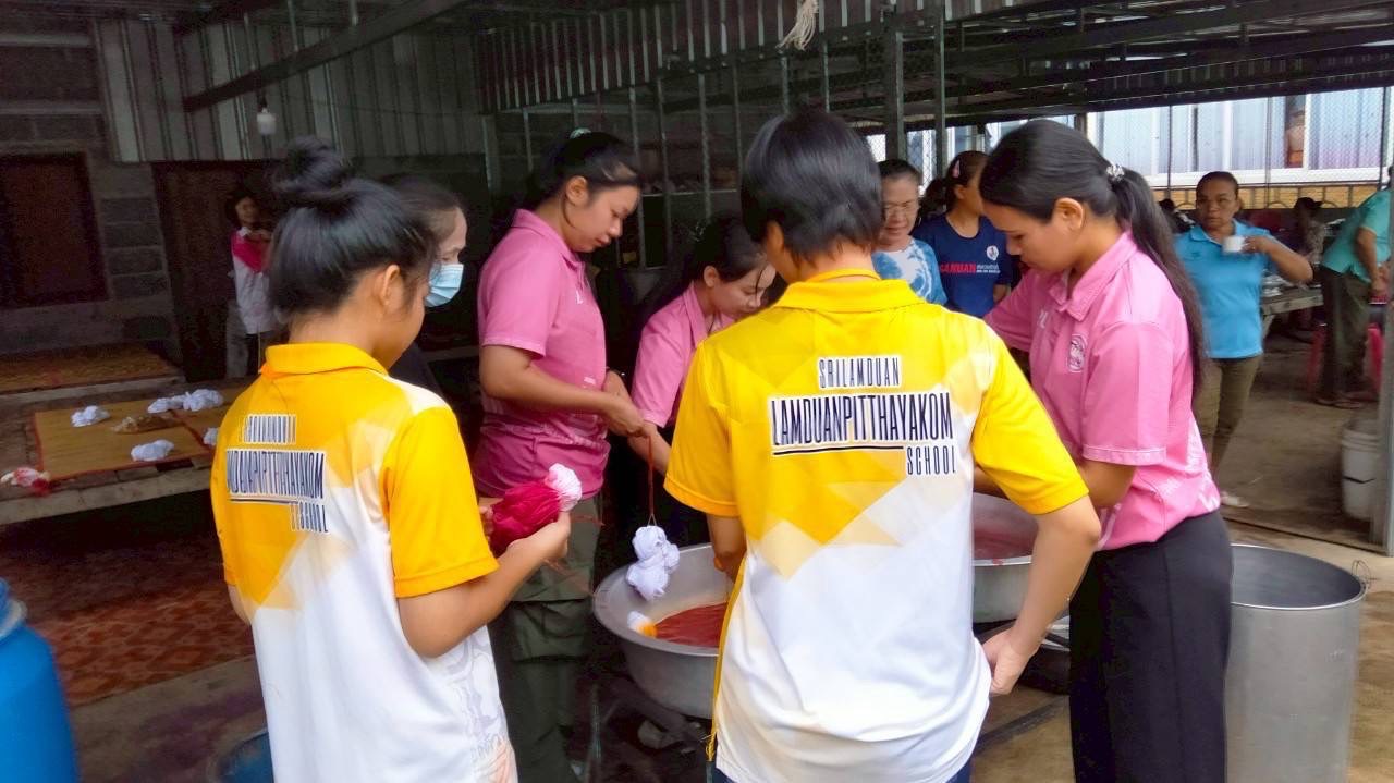 🔆พช.บุรีรัมย์🔆 “จบหลักสูตร” การดำเนินโครงการการพัฒนานวัตกรรมการผลิตและการจำหน่ายผลิตภัณฑ์ไหม กลุ่มจังหวัดนครชัยบุรินทร์แบบครบวงจร กิจกรรมย่อยที่ 2 สืบสานอัตลักษณ์ภูมิปัญญาการผลิตไหมแก่เยาวชนรุ่นใหม่ (Young OTOP) และการเป็นผู้ประกอบการรุ่นใหม่ วันสุดท้าย