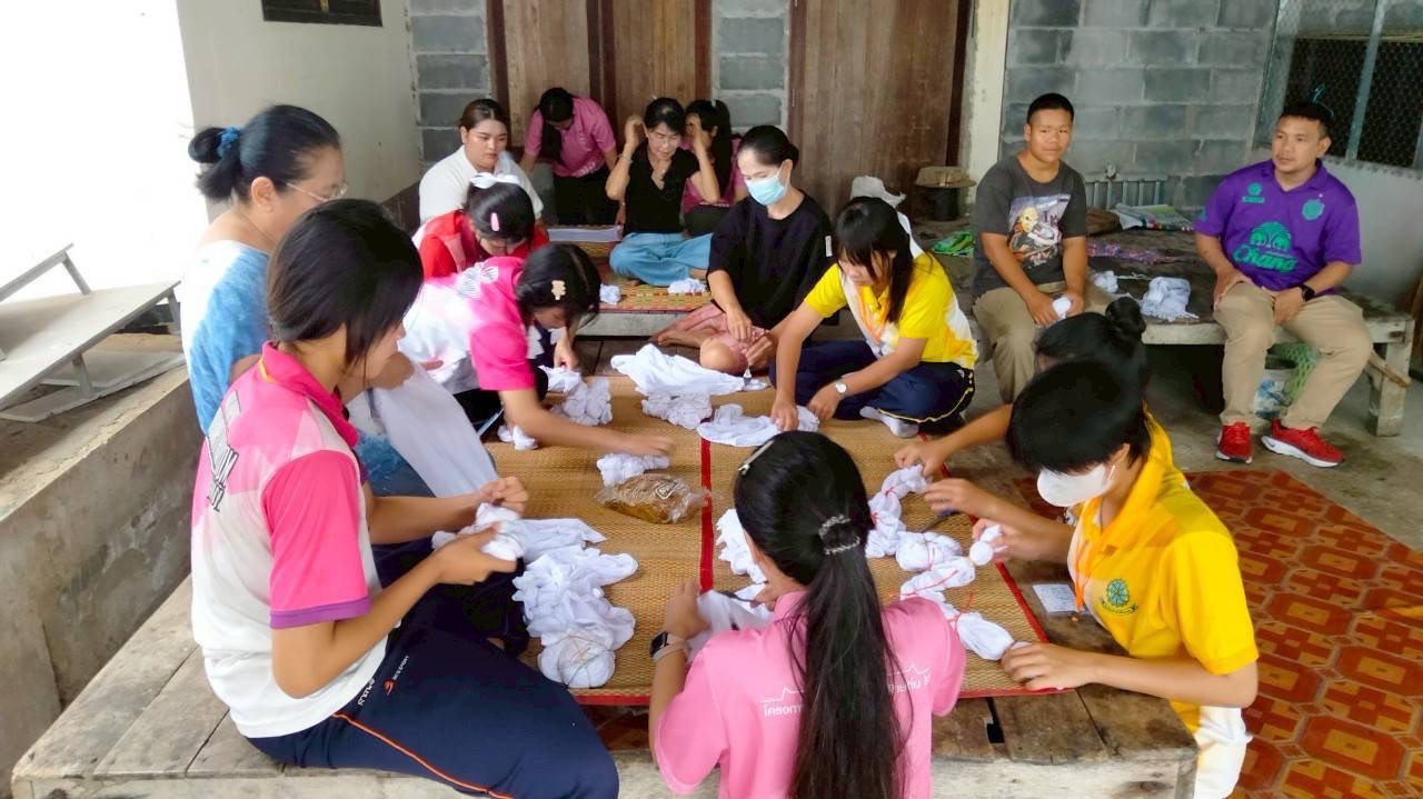 🔆พช.บุรีรัมย์🔆 “จบหลักสูตร” การดำเนินโครงการการพัฒนานวัตกรรมการผลิตและการจำหน่ายผลิตภัณฑ์ไหม กลุ่มจังหวัดนครชัยบุรินทร์แบบครบวงจร กิจกรรมย่อยที่ 2 สืบสานอัตลักษณ์ภูมิปัญญาการผลิตไหมแก่เยาวชนรุ่นใหม่ (Young OTOP) และการเป็นผู้ประกอบการรุ่นใหม่ วันสุดท้าย