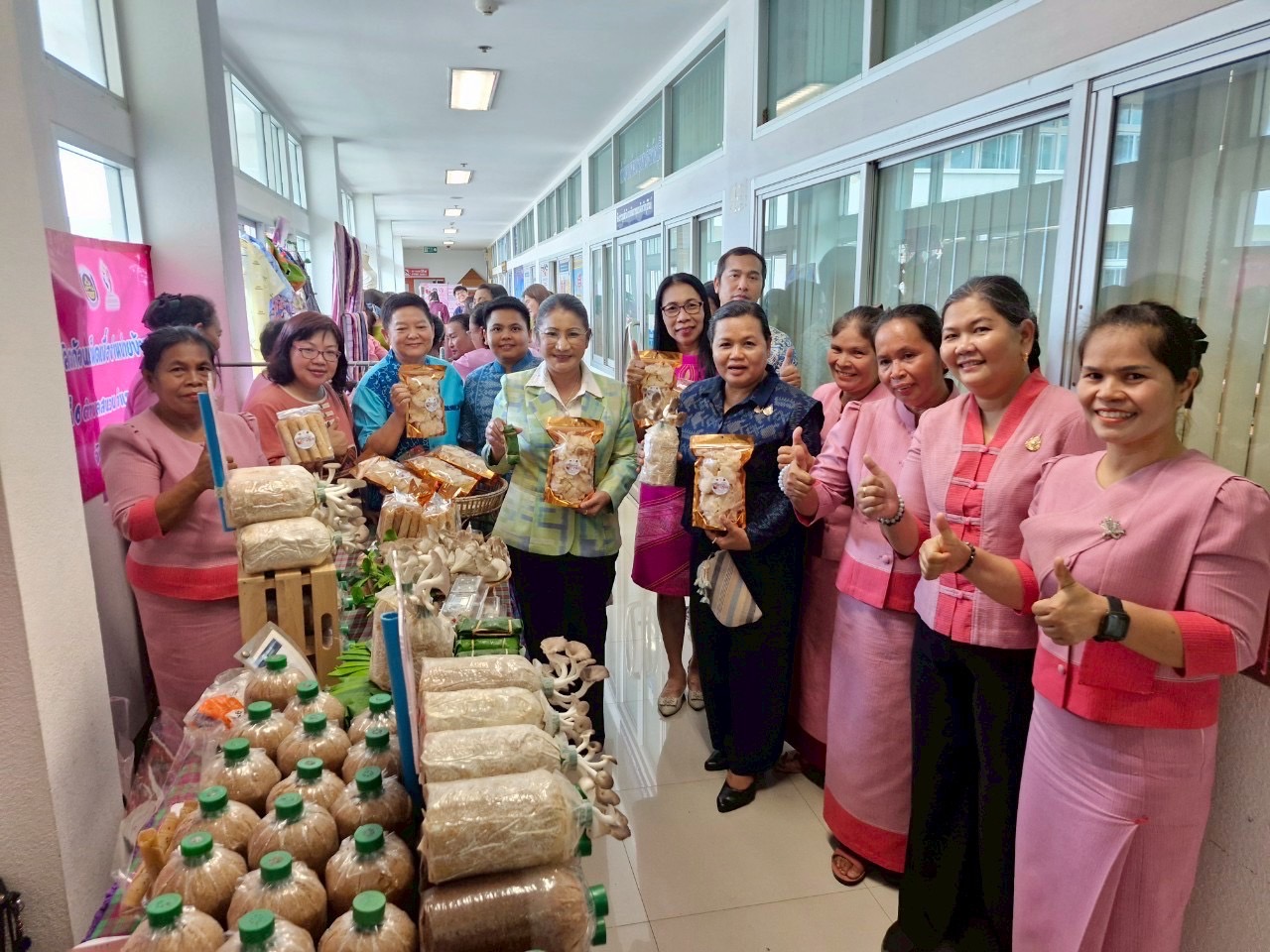 🔆พช.บุรีรัมย์ 🔆 คัดเลือกคนกองทุนพัฒนาบทบาทสตรีดีเด่นระดับจังหวัด ตามโครงการเชิดชูเกียรติคนกองทุนพัฒนาบทบาทสตรี ประจำปี 2568
