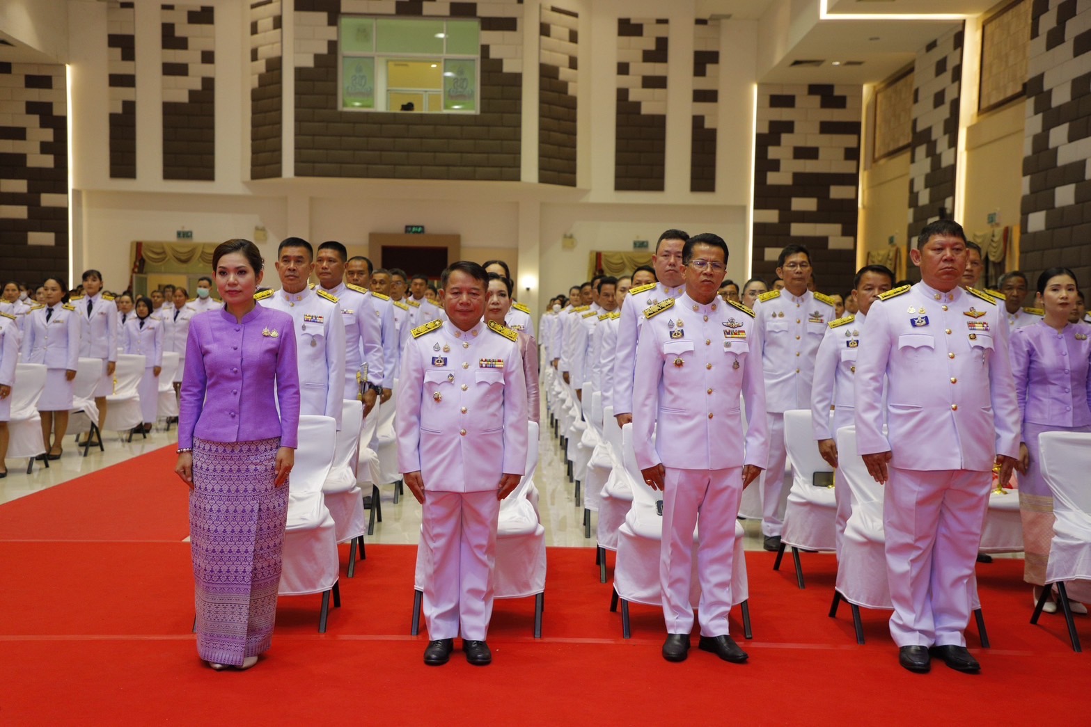 🔆พช.บุรีรัมย์🔆ร่วมพิธีถวายเครื่องราชสักการะและวางพานพุ่ม และพิธีจุดเทียนถวายพระพรชัยมงคล เพื่อเฉลิมพระเกียรติสมเด็จพระนางเจ้า ฯ พระบรมราชินี เนื่องในโอกาสวันเฉลิมพระชนมพรรษา 3 มิถุนายน 2568 จังหวัดบุรีรัมย์