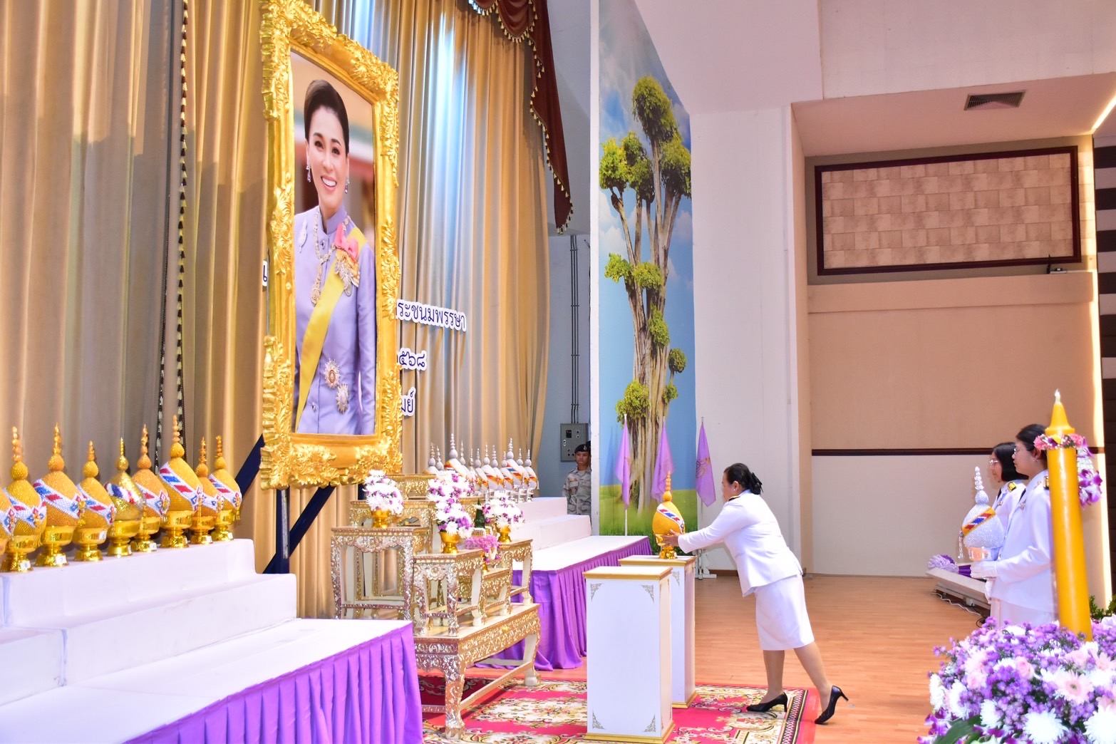 🔆พช.บุรีรัมย์🔆ร่วมพิธีถวายเครื่องราชสักการะและวางพานพุ่ม และพิธีจุดเทียนถวายพระพรชัยมงคล เพื่อเฉลิมพระเกียรติสมเด็จพระนางเจ้า ฯ พระบรมราชินี เนื่องในโอกาสวันเฉลิมพระชนมพรรษา 3 มิถุนายน 2568 จังหวัดบุรีรัมย์