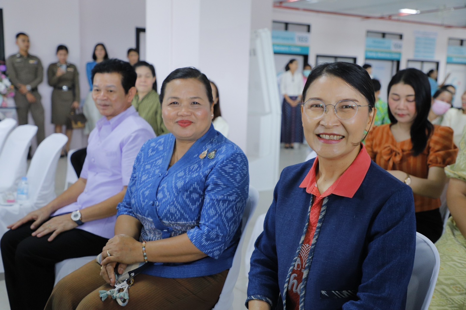 🔆พจ.บุรีรัมย์🔆วันศุกร์…สุขกายสบายใจ ร่วมเป็นเกียรติในพิธีเปิดอาคารทำการศูนย์ฟื้นฟูสมรรถภาพทางการแพทย์ พร้อมสิ่งอำนวยความสะดวกครบครันเพื่อให้ชาวบุรีรัมย์มีสุขภาพและคุณภาพชีวิตที่ดี