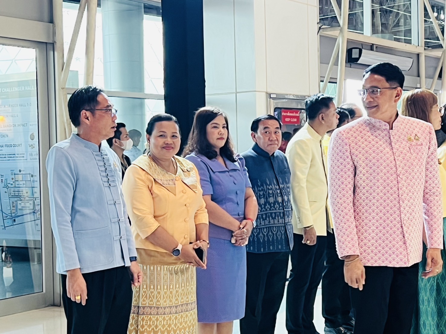 🔆พช.บุรีรัมย์🔆ร่วมพิธีเปิดงาน OTOP Midyear 2025 “ทันโลก ทันสมัย เศรษฐกิจไทยยั่งยืน”ชูศักยภาพภูมิปัญญาไทยสู่สากล