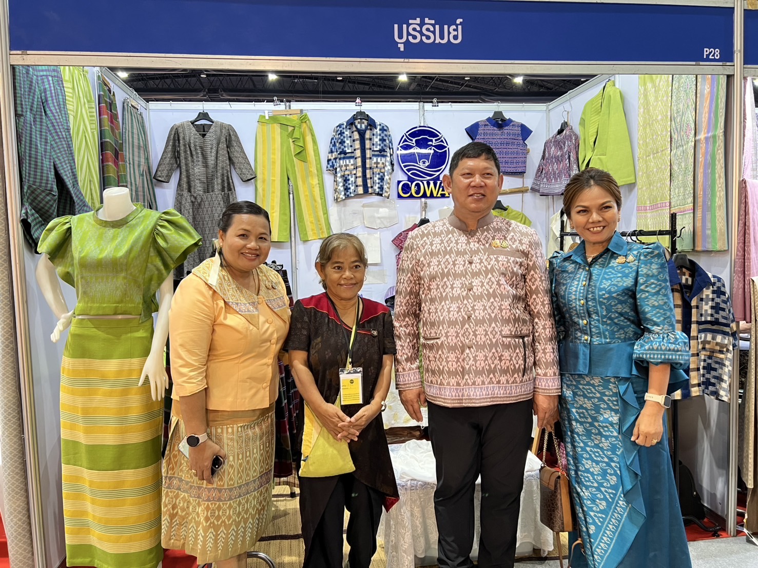 🔆พช.บุรีรัมย์🔆ร่วมพิธีเปิดงาน OTOP Midyear 2025 “ทันโลก ทันสมัย เศรษฐกิจไทยยั่งยืน”ชูศักยภาพภูมิปัญญาไทยสู่สากล