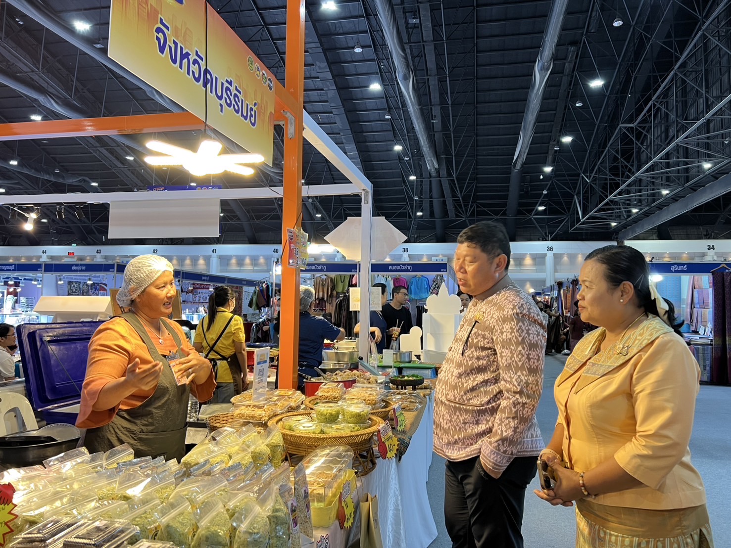 🔆พช.บุรีรัมย์🔆ร่วมพิธีเปิดงาน OTOP Midyear 2025 “ทันโลก ทันสมัย เศรษฐกิจไทยยั่งยืน”ชูศักยภาพภูมิปัญญาไทยสู่สากล