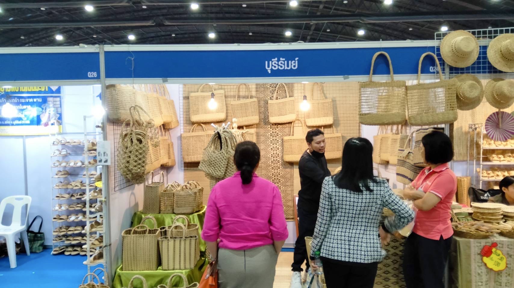 🔆พช.บุรีรัมย์🔆 “OTOP Midyear 2025 ทันโลก ทันสมัย เศรษฐกิจไทยยั่งยืน” ชูศักยภาพภูมิปัญญาไทยสู่สากล นำทัพผู้ประกอบการOTOPร่วมจัดแสดงและจำหน่ายสินค้าOTOP