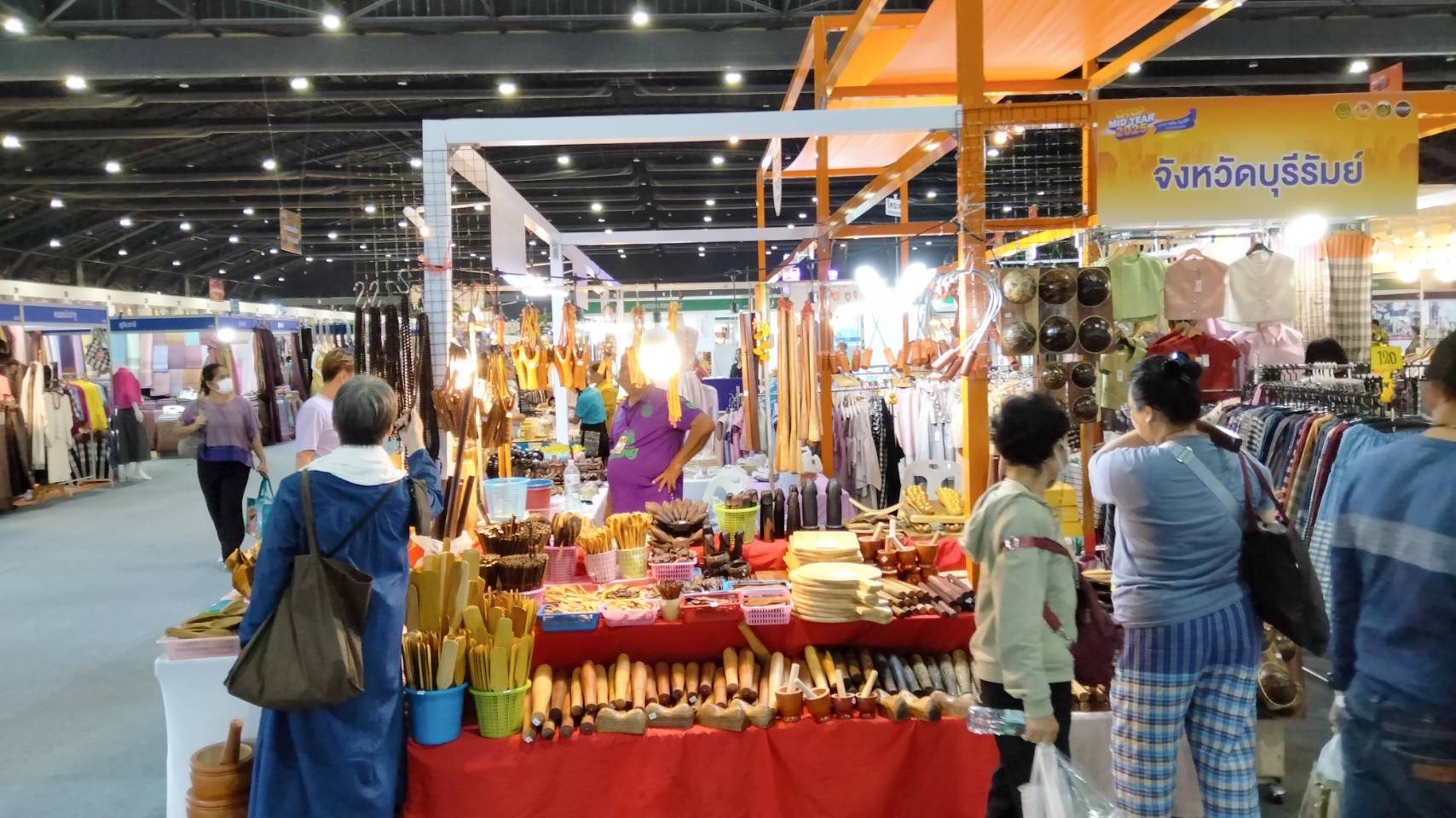 🔆พช.บุรีรัมย์🔆 “OTOP Midyear 2025 ทันโลก ทันสมัย เศรษฐกิจไทยยั่งยืน” ชูศักยภาพภูมิปัญญาไทยสู่สากล นำทัพผู้ประกอบการOTOPร่วมจัดแสดงและจำหน่ายสินค้าOTOP