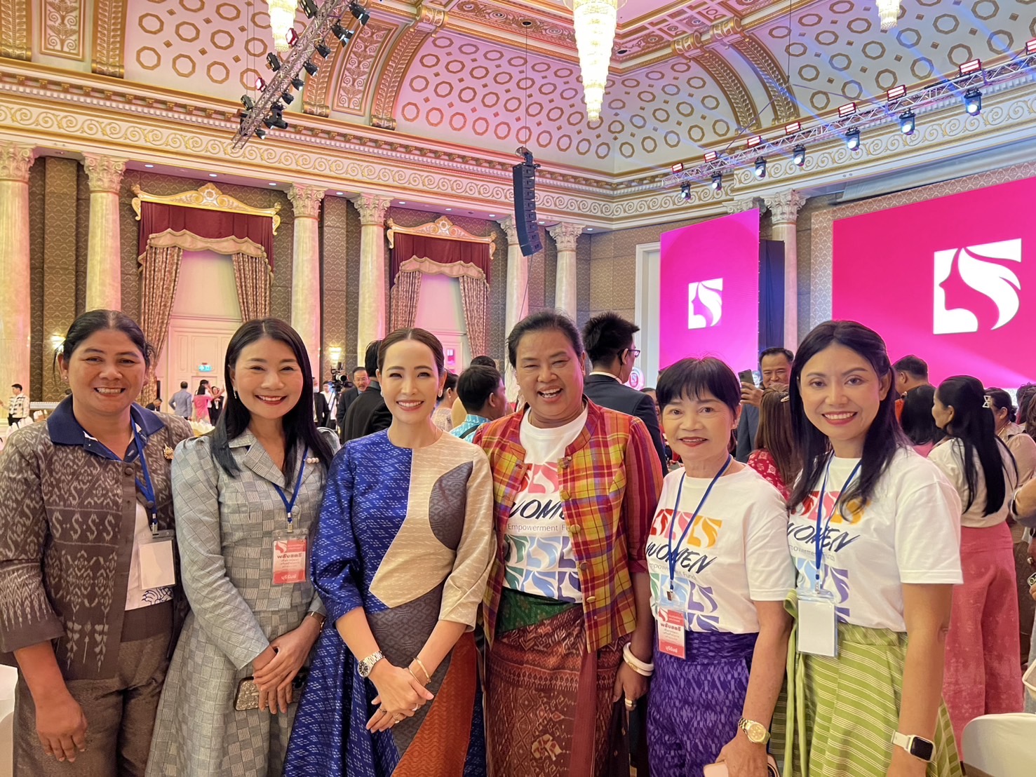 🔆พช.บุรีรัมย์🔆ร่วมพิธีเปิดโครงการ “พลังสตรีเพื่อการพัฒนา เสริมสร้างโอกาส สร้างอนาคต”
