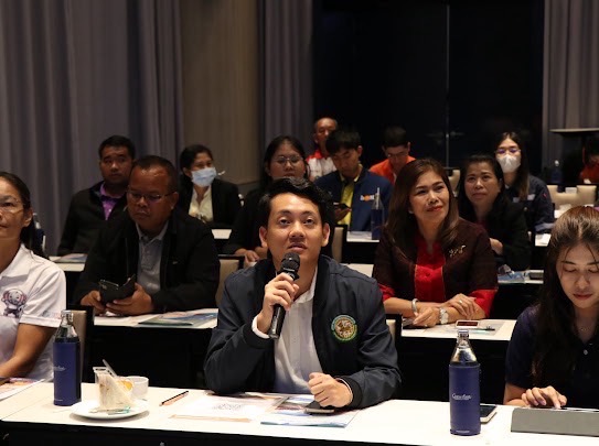 พช.บุรีรัมย์🔆 ร่วมการสัมมนาเพื่อชี้แจงและเผยแพร่ผลการศึกษา การจัดทำ Model การพัฒนาโครงข่ายการคมนาคมในพื้นที่กลุ่มจังหวัดภาคตะวันออกเฉียงเหนือและภาคเหนือ เชื่อมโยงกับพื้นที่ระเบียงเศรษฐกิจภายใต้กรอบ GMS เพื่อสนับสนุนการพัฒนาด้านเศรษฐกิจและการท่องเที่ยว