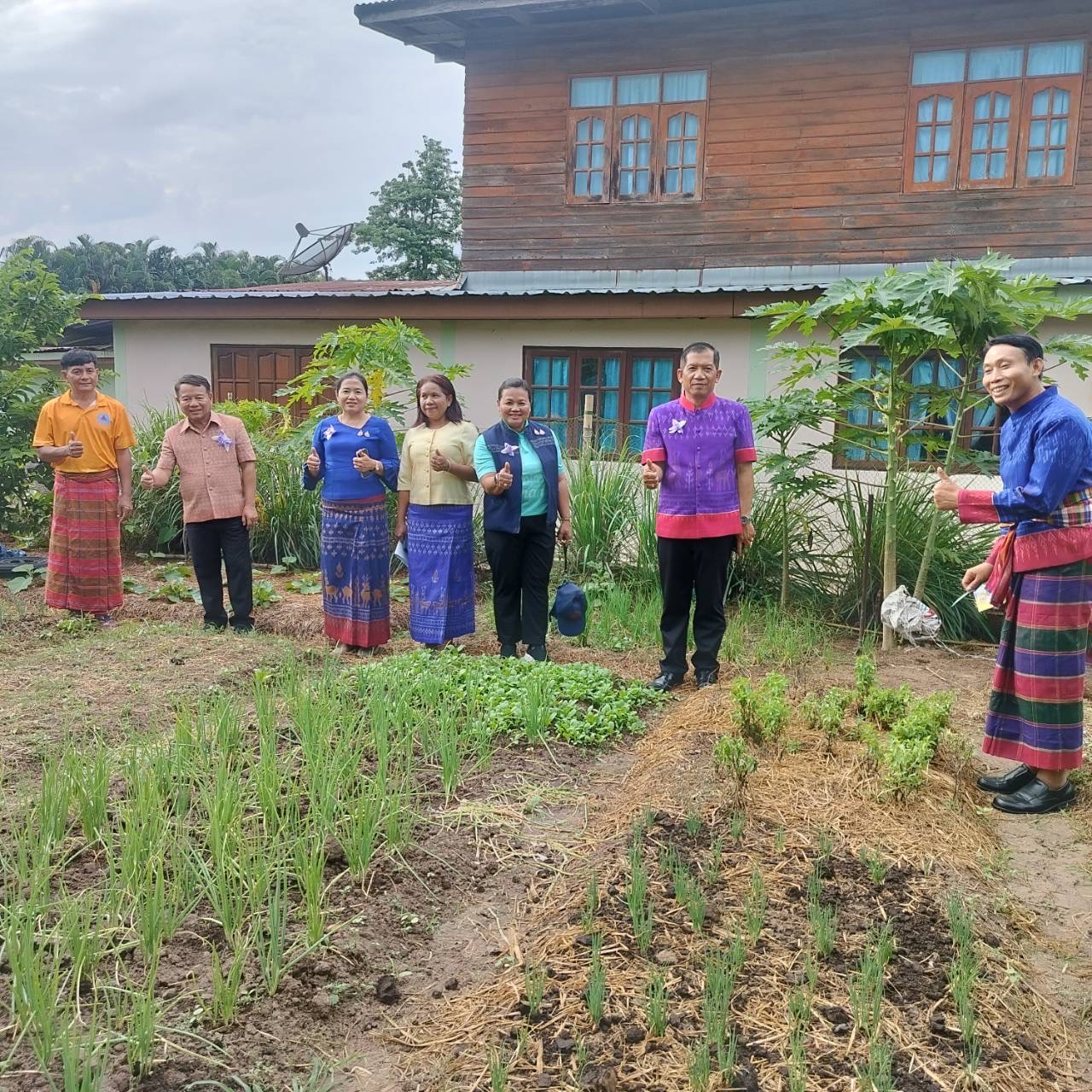 🔆พช.บุรีรัมย์🔆 GROWTH TEAM BURIRAM สร้างสรรค์ สร้างสุข : การคัดเลือกหมู่บ้านเศรษฐกิจพอเพียง “อยู่เย็นเป็นสุข” และกิจกรรมพัฒนาชุมชนดีเด่น ระดับจังหวัด ประจำปี 2568 (วันที่ 2)