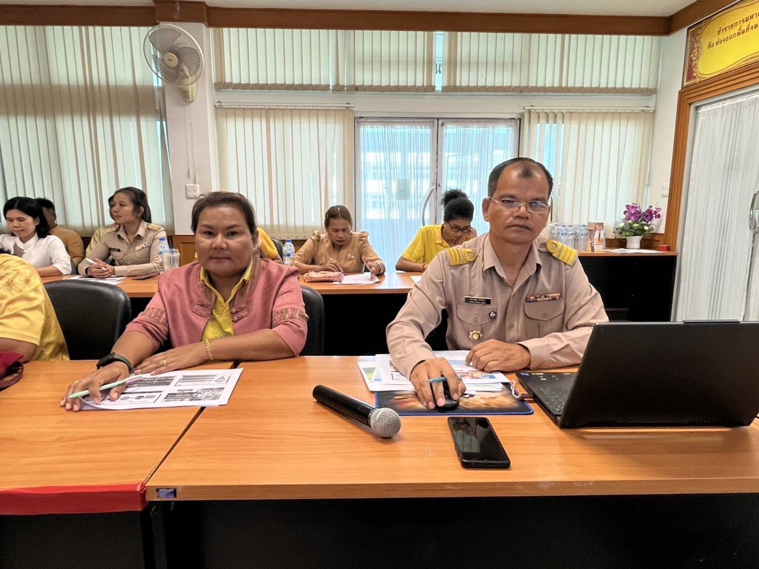 🔆พช.บุรีรัมย์🔆GROWTH TEAM BURIRAM สร้างสรรค์ สร้างสุข : ประชุมเพื่อเสริมสร้างความเข้าใจในการขับเคลื่อนการส่งเสริมการท่องเที่ยวชุมชนและสร้างความเข้มแข็งของเศรษฐกิจฐานราก