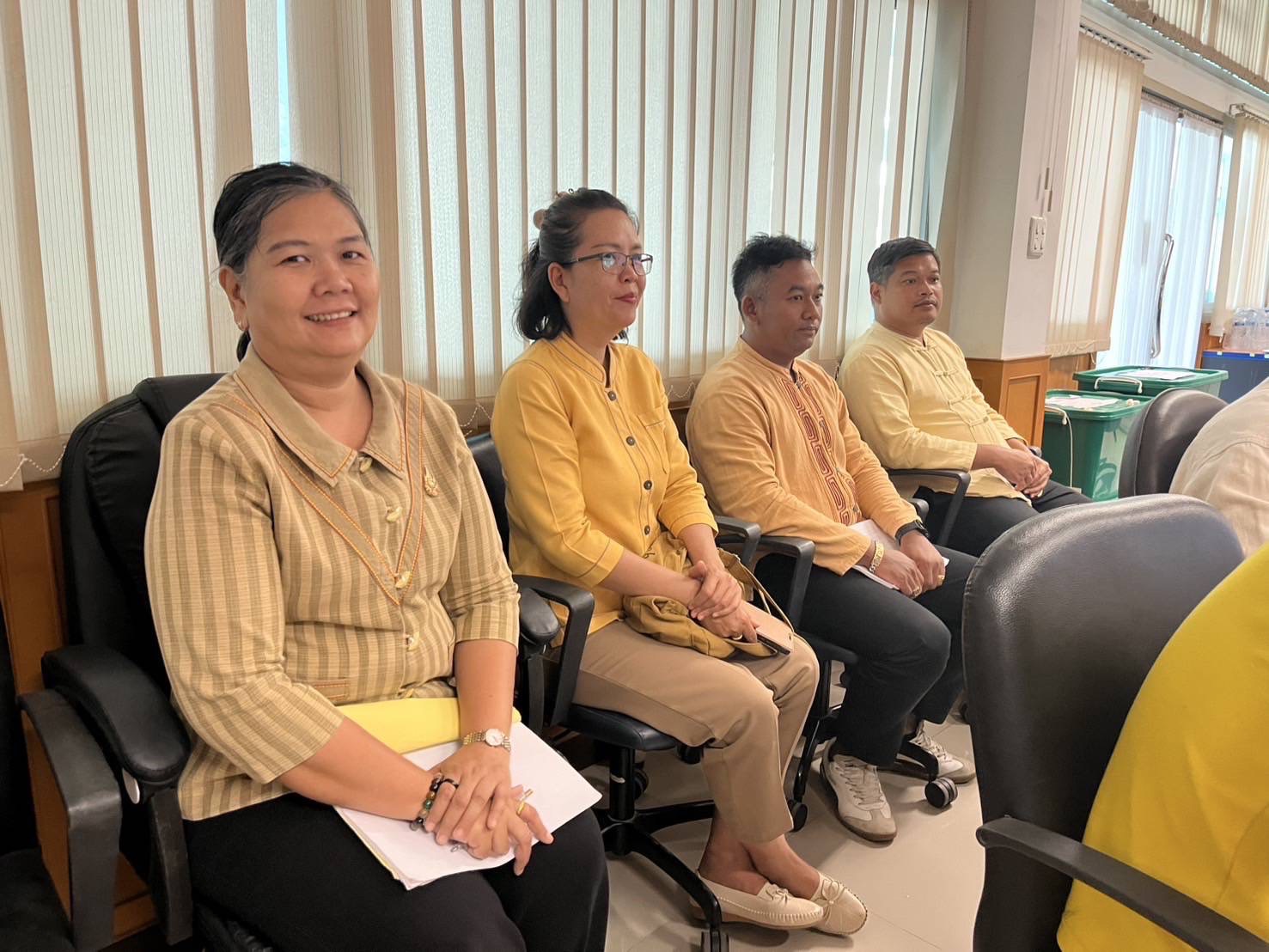 🔆พช.บุรีรัมย์🔆GROWTH TEAM BURIRAM สร้างสรรค์ สร้างสุข : ประชุมเพื่อเสริมสร้างความเข้าใจในการขับเคลื่อนการส่งเสริมการท่องเที่ยวชุมชนและสร้างความเข้มแข็งของเศรษฐกิจฐานราก